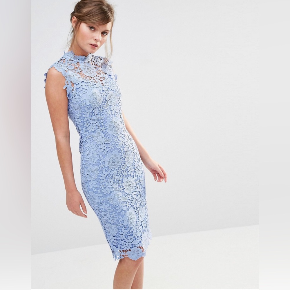 Paper Dolls Dress in Powder Blue